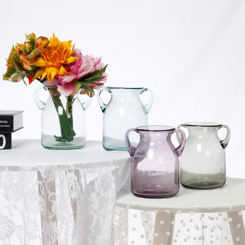 Glass flower holder/glass flower vase