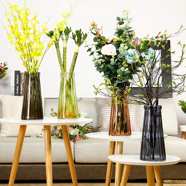 Glass flower holder/glass flower vase