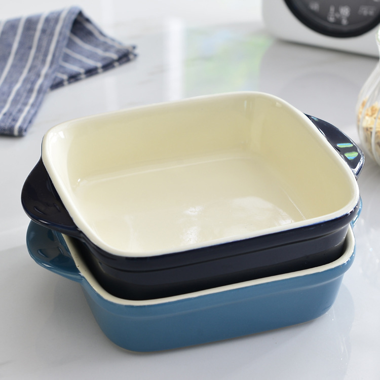 Stoneware baking dish