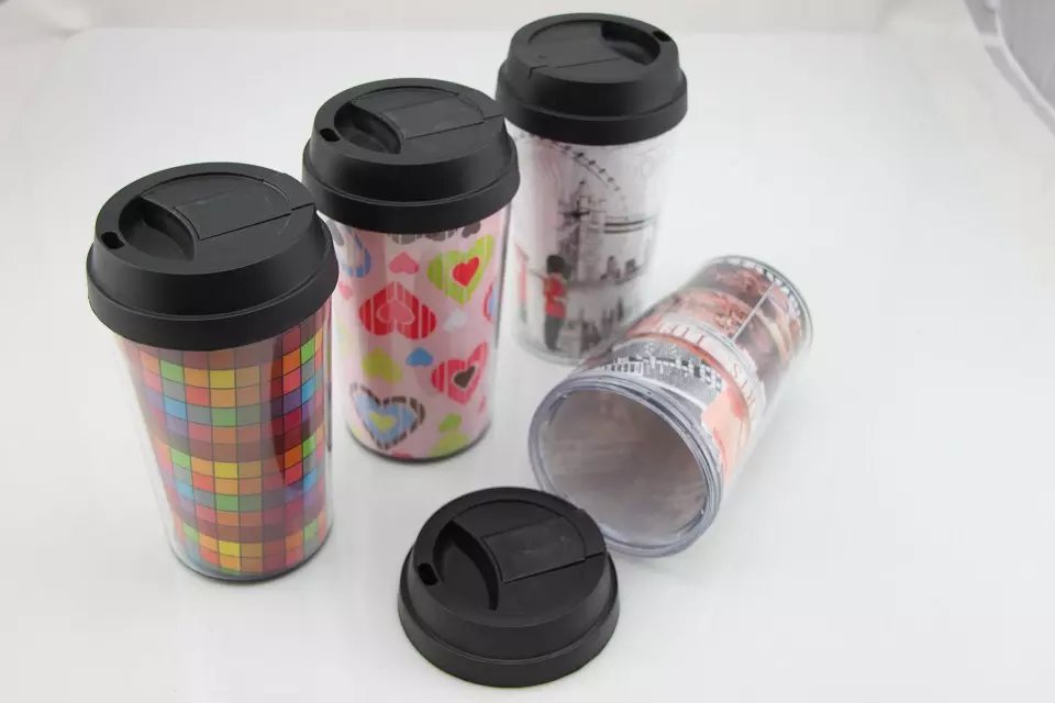Plastic travel mug