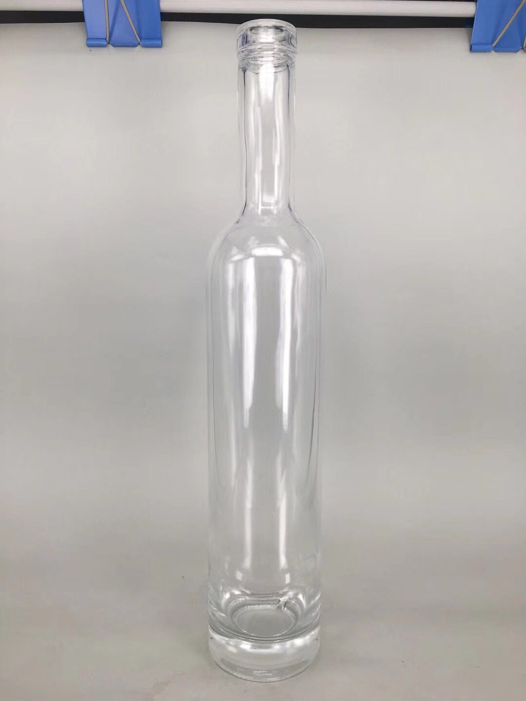Wine bottle WB004